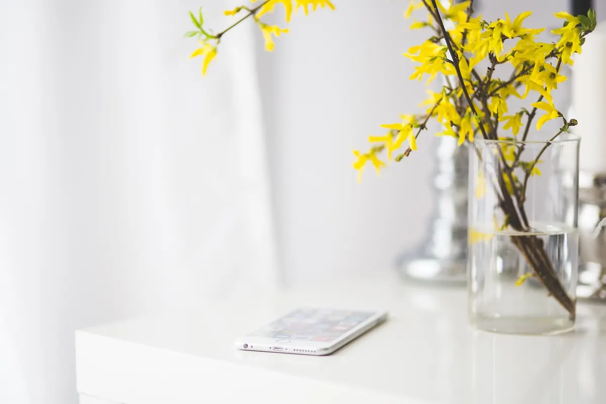 Seasonal Guide: Styling a Spring Mantel with Pine, Wire and Wildflowers